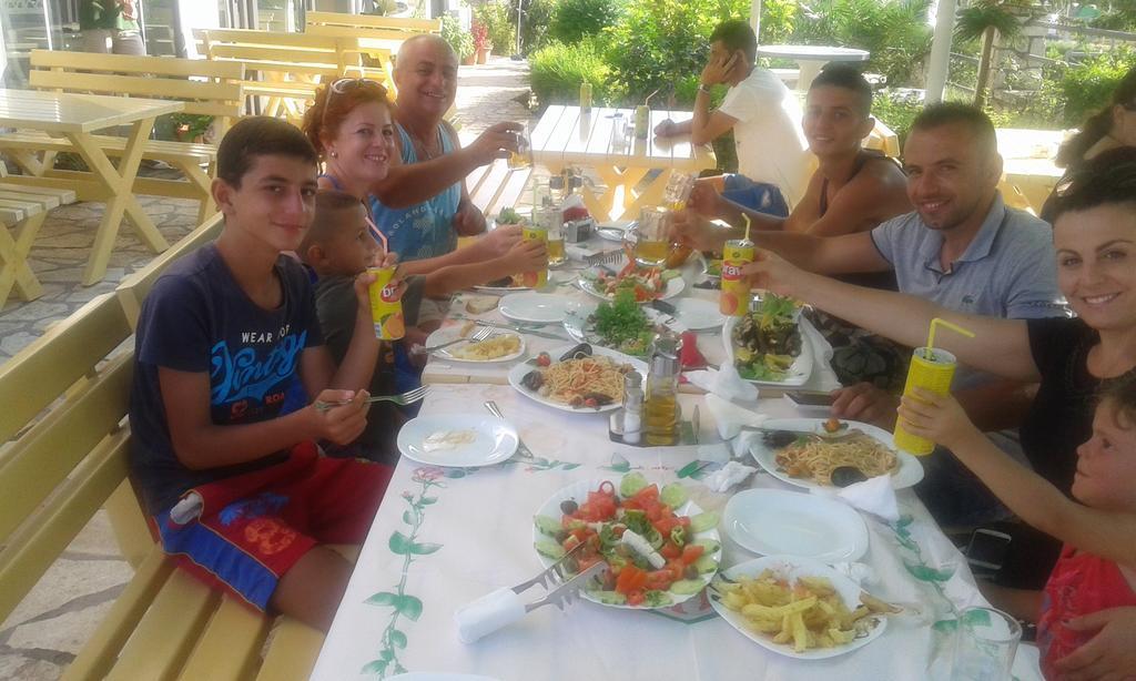 Hotel Ilio Ksamil Zewnętrze zdjęcie